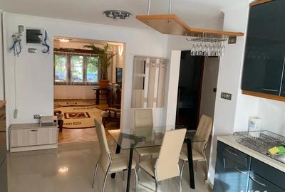 Apartament 3 camere 2 bai , 82 m Sf Apostol Andrei - 1
