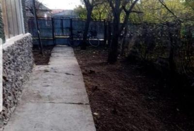 Casa la tara de vanzare in Sitaru, teren de 675 mp, suprafa - 3
