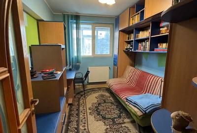 Direct proprietar - vand ap 3 cam decomandat, et 2 10, bloc anvelopat, an 1975 Toporasi-Giurgiului - 5