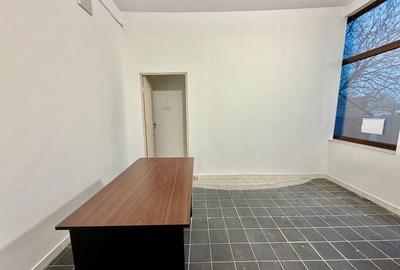 Spațiu comercial, de 30 mp, în Sânmihaiu Român - 2