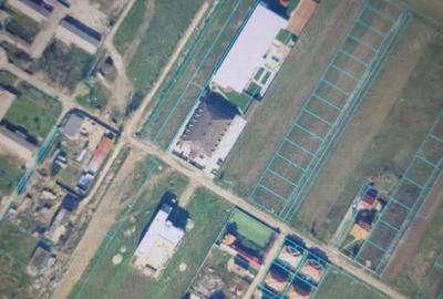 Teren de 1600 mp, în Central - 2