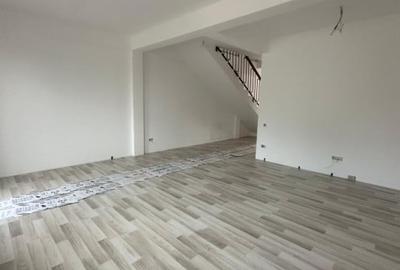 Vila /Duplex Bragadiru Strada Gliei 4 camere/id nr 17 - 4