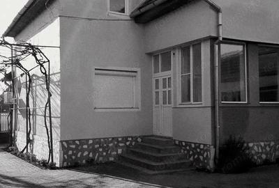 Vand, schimb casa in Ineu, jude?ul Arad - 6