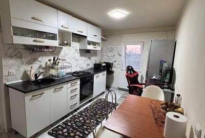 Apartament cu 2 camere semidecomandat, mobilat în Sud-Vest - 4