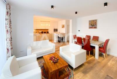 Casă cu 4 camere cu Canalizare în Cristian - 3