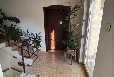 Apartament de Vânzare în Vilă - 3