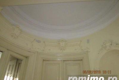 Casă cu 14 camere cu Teren 550 Mp în Romană - 2