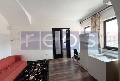 Apartament cu 4 camere decomandat în Ștefan cel Mare - 5