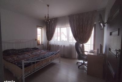 Casă cu 4 camere decomandat cu Teren 300 Mp în Central - 7