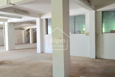 Casă individuală cu 10 camere cu Canalizare în Central - 25