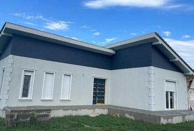 Casa noua ,zona Gelu,Satu Mare , pret 110.000euro - 2