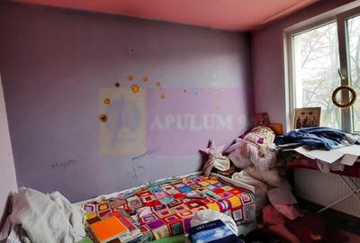 Vanzare apartament de 3 camere Dr Taberei-Valea Oltului - 9