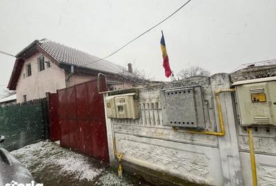 Casă cu 6 camere cu Teren 500 Mp în Coșoveni - 4