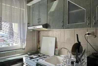 Apartament cu 3 camere decomandat în Aurel Vlaicu - 2