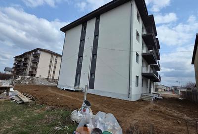 Apartament cu 3 camere decomandat în Dobroești - 9