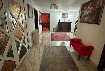 Casă cu 4 camere în Orașul de Jos - 3