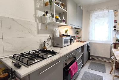 Apartament cu 2 camere decomandat în Piața Centrală - 9