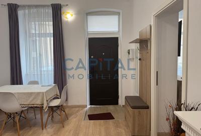 FARA COMISION ! Apartament la casa, curte  comuna, ULTRACENTRAL - 4