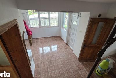 Casă cu 5 camere cu Teren 920 Mp în Central - 7