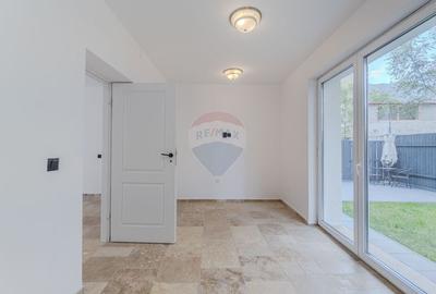 COMISION 0 | Birou modern si luminos la casa cu gradina privata - 17