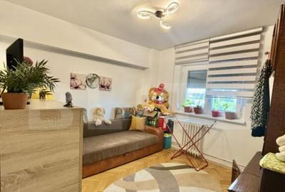 Apartament 3 camere, decomandat, et. 7/9, zona Gh. Lazar -I - 6