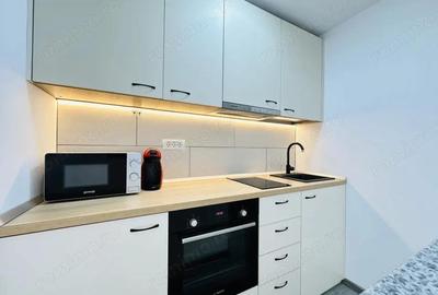 Prima inchiriere - Studio modern, vedere superba spre oras | Com 0% - 3