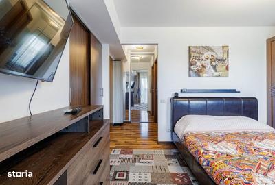 Casă cu 4 camere în Central - 2