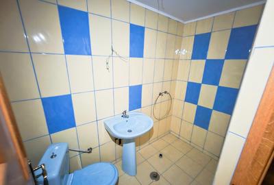 Casă cu 10 camere cu Teren 265 Mp în Găvana - 27