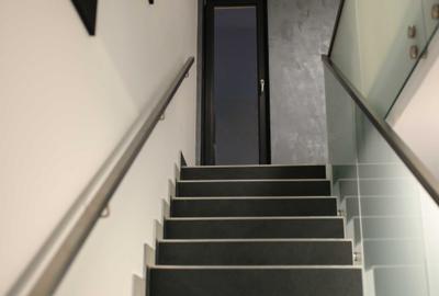 Spațiu comercial, de 250 mp, în Central - 6