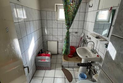 Apartament cu 4 camere decomandat în Cug - 11