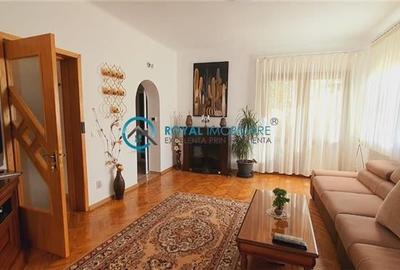 Royal Imobiliare - Vanzare Vila zona Republicii Royal Imobiliare - Vanzare Vila zona Republicii - 12