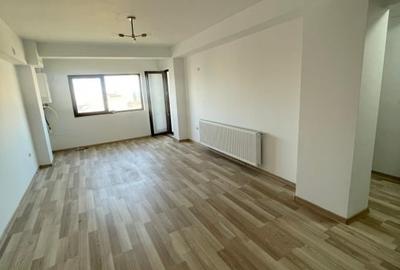 Apartament cu 2 camere decomandat în Km 5