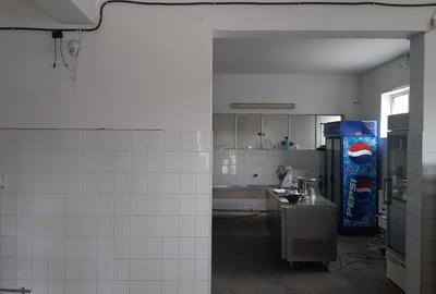 Spațiu comercial, de 200 mp, în Central - 5