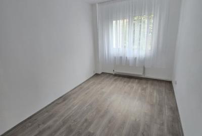 Apartament 3 camere  Piata Sud - 5