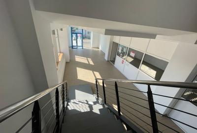 Proprietar, inchiriez sp. birouri, Cal. Severinului 23 - 7