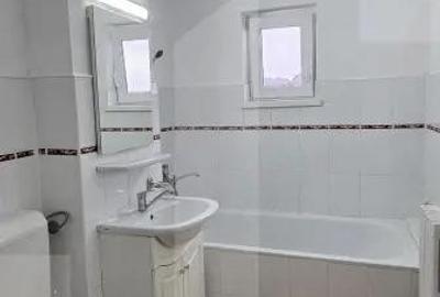 Apartament cu 2 camere decomandat în Vest - 2