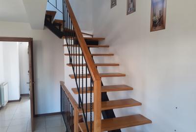 Casa insiruita, 2 dormitoare, garaj, Sanmartin. 120 000 E. Comision 0. - 7