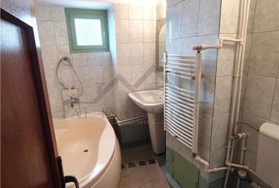 Apartament cu 4 camere decomandat, mobilat în Nicolina - 11