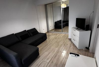 Garsonieră decomandată în Central - 2