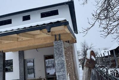 Casă cu 4 camere în Dumbrava - 3