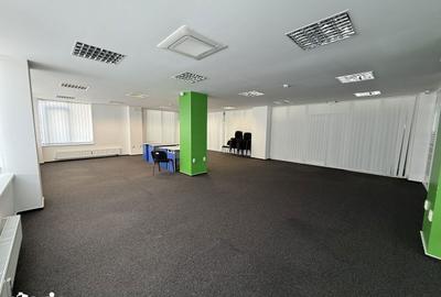 Spațiu comercial, de 140 mp, în Central - 5