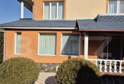 Vila superba de vanzare in zona Livezeni cu priveliste deose - 1