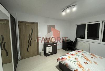 Apartament 1 cameră spațios, 32 mp, renovat, mobilat complet, Etaj 2 - 3