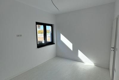 Casă individuală cu 3 camere cu Canalizare în Afumați - 9