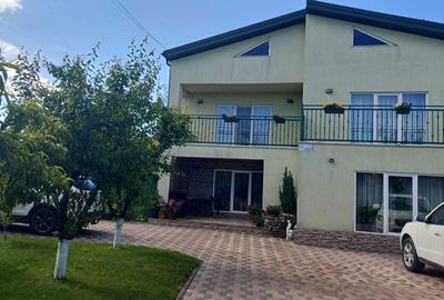 Casă cu 4 camere cu Teren 617 Mp în Cobadin - 2