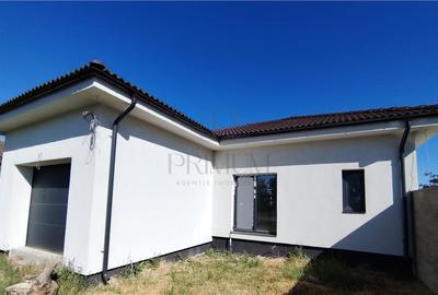 Casă individuală cu 4 camere cu Canalizare în Moșnița Veche - 1