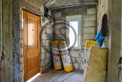 Casa de vanzare | Langa Urlati | Loloiasca - Prahova | Comision 0% - 2