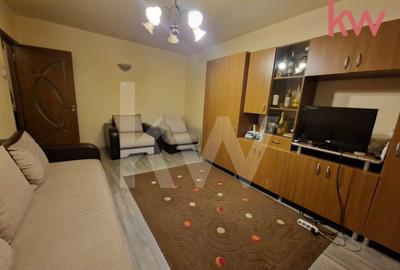 DE VANZARE apartament 2 camere decomandate Bulevardul Decebal DE VANZARE apartament 2 camere decomandate Bulevardul Decebal - 2