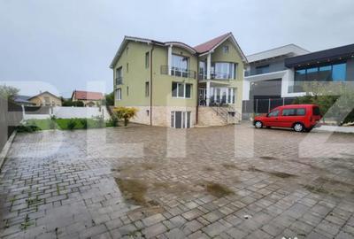 Casă cu 10 camere cu Teren 1100 Mp în Corunca - 18