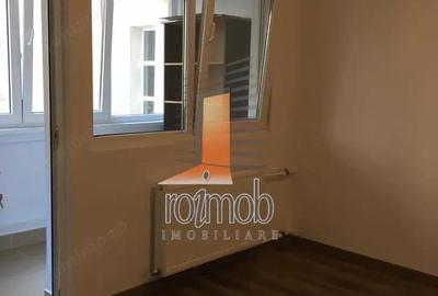 Apartament cu 2 camere semidecomandat, mobilat în Universitate - 1